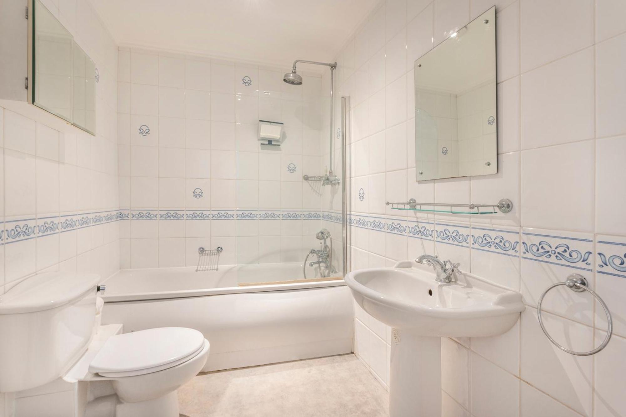 Kensington Luxury Retreat: Spacious 2-Bedroom with Prime Location London Exterior photo
