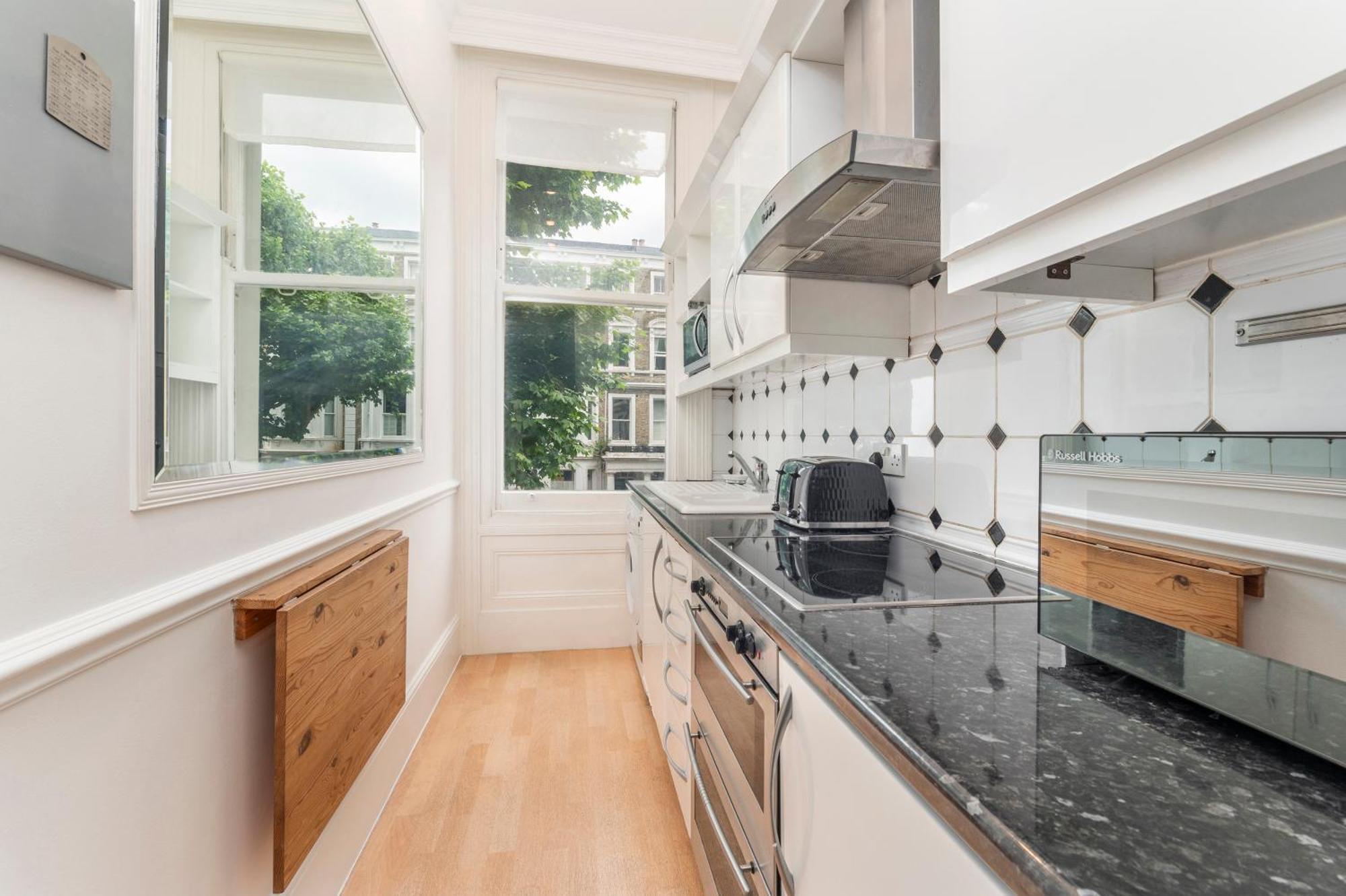 Kensington Luxury Retreat: Spacious 2-Bedroom with Prime Location London Exterior photo